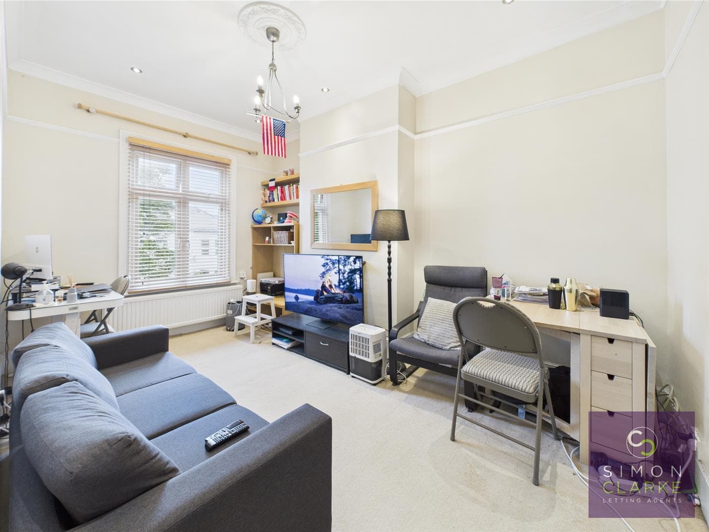 Avenue Road, North Finchley, London, N12 8PY