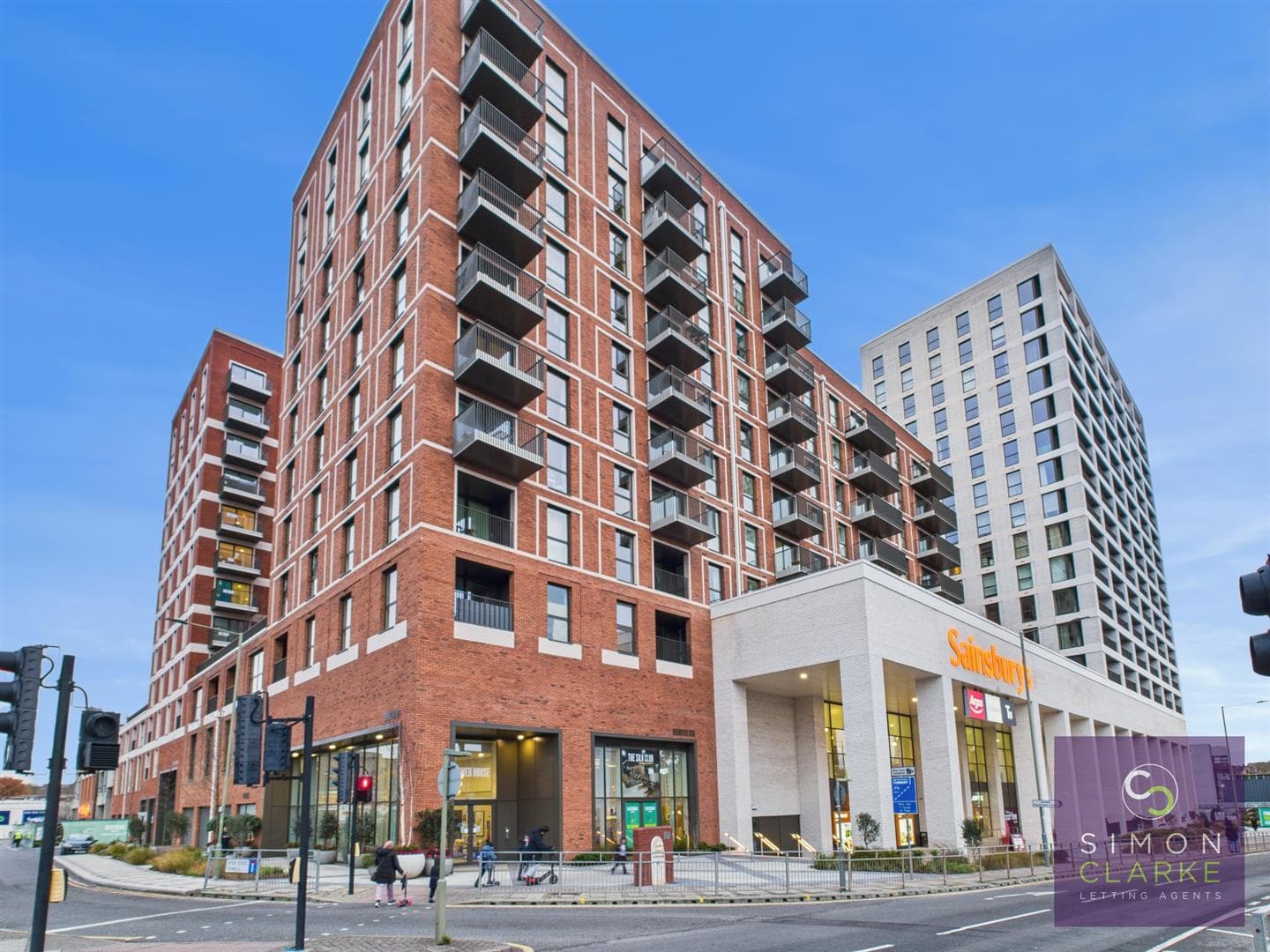 4 Henshaw Parade, The Hyde, London, NW9 6GJ