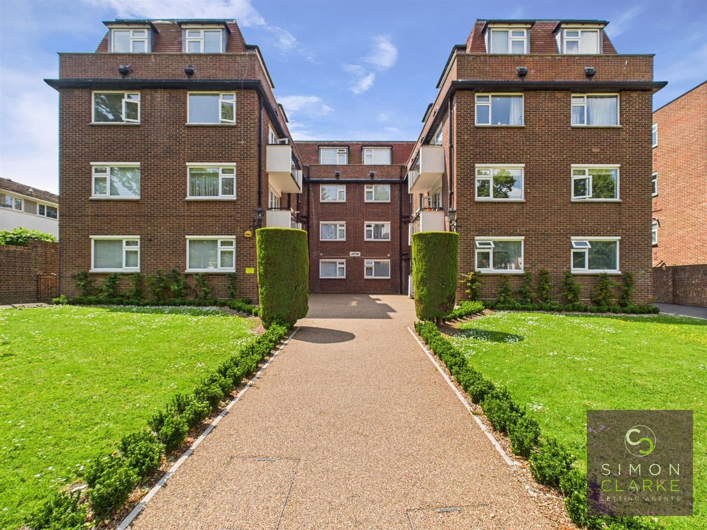 Moss Hall Grove, Woodside Park, London, N12 8PG