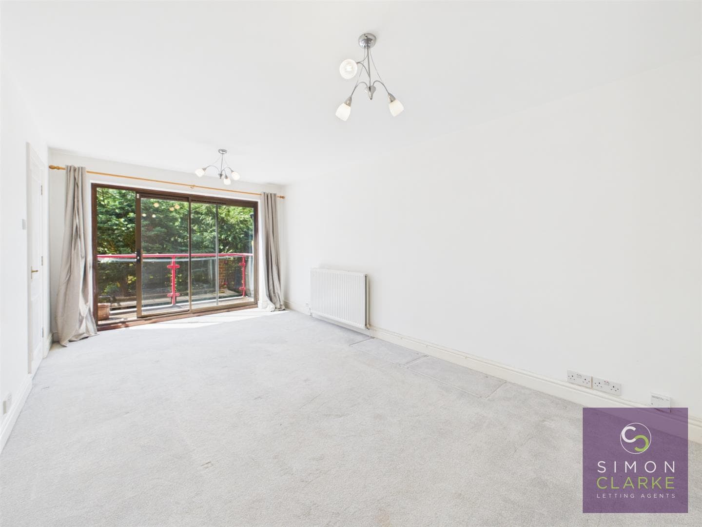 Avenue Road, North Finchley, London, N12 8XA