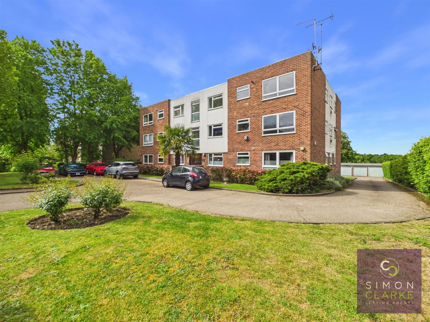 High Road, Whetstone, London, N20 9PH